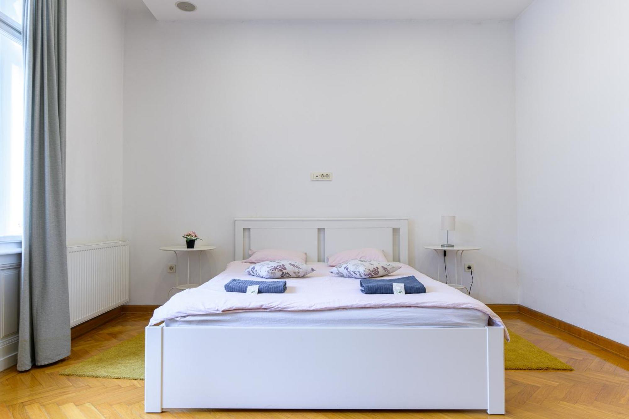 Apartment Luna Zagreb Exteriör bild