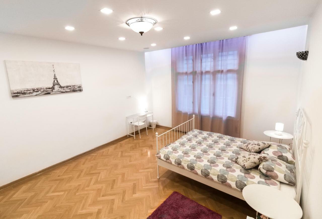 Apartment Luna Zagreb Exteriör bild